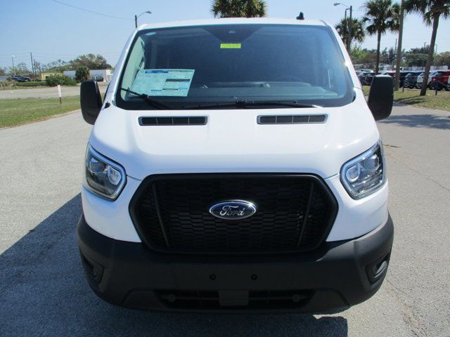 2025 Ford Transit Base