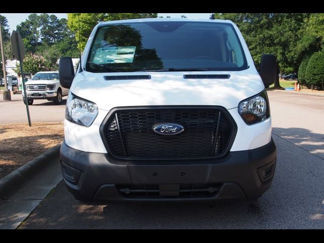 2025 Ford Transit Base