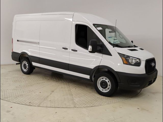 2025 Ford Transit Base