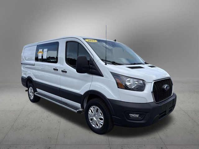 2025 Ford Transit Base