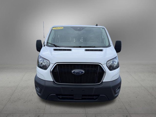 2025 Ford Transit Base