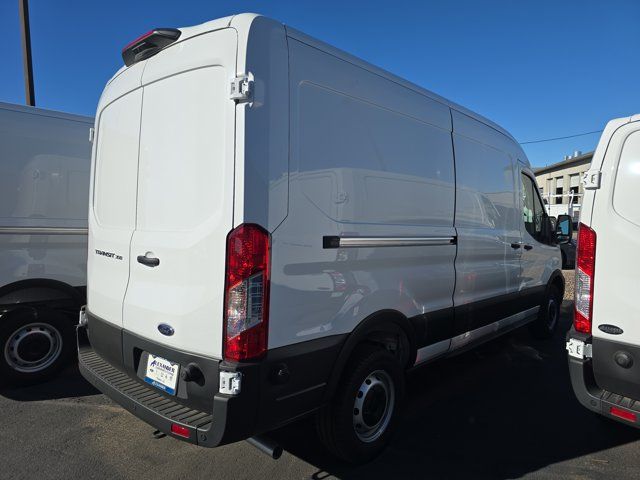 2025 Ford Transit Base