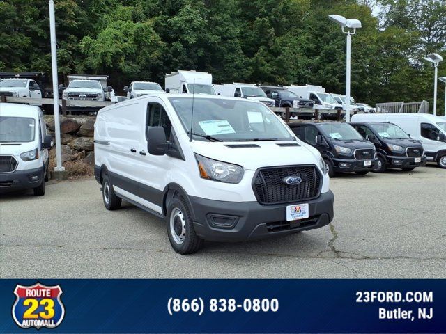 2025 Ford Transit Base
