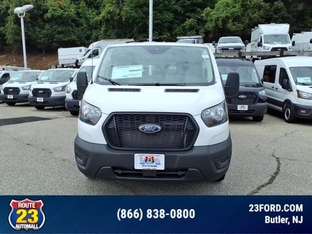 2025 Ford Transit Base