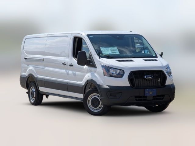 2025 Ford Transit Base