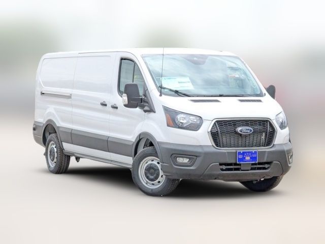 2025 Ford Transit Base