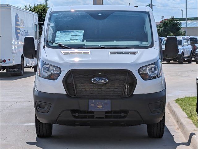 2025 Ford Transit Base