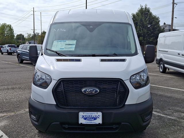 2025 Ford Transit Base