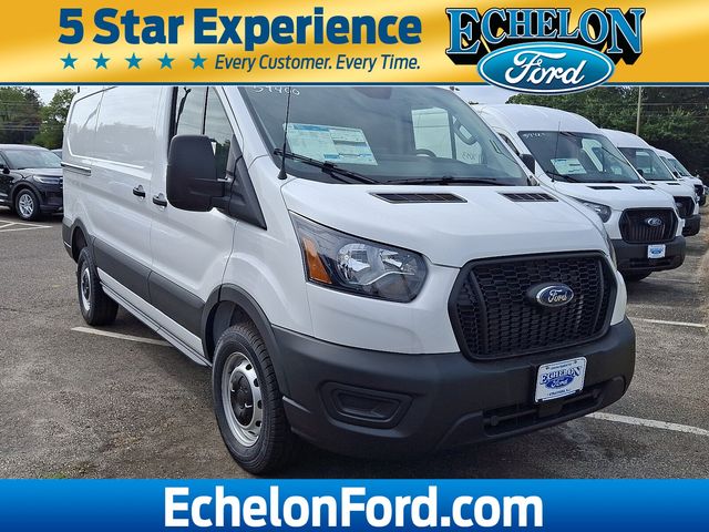 2025 Ford Transit Base