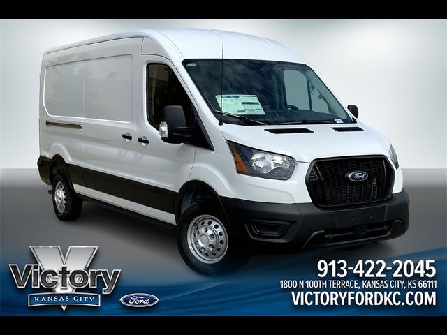 2025 Ford Transit Base
