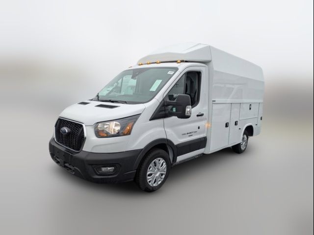 2025 Ford Transit Base