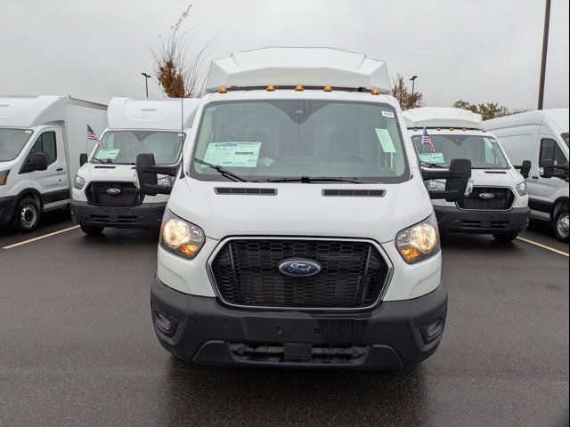 2025 Ford Transit Base