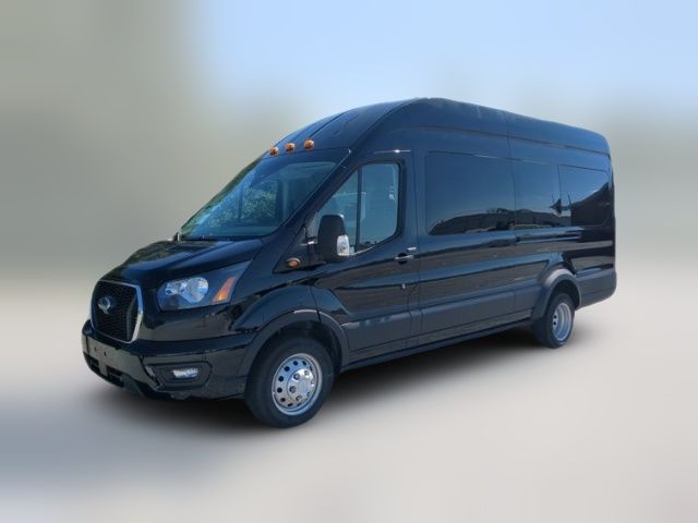 2025 Ford Transit XLT