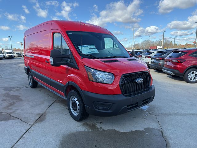 2025 Ford Transit Base