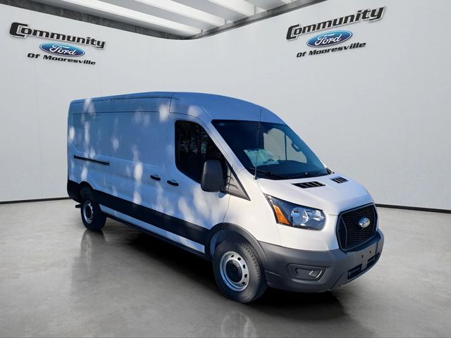 2025 Ford Transit Base