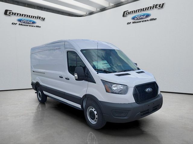 2025 Ford Transit Base