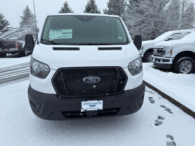 2025 Ford Transit Base