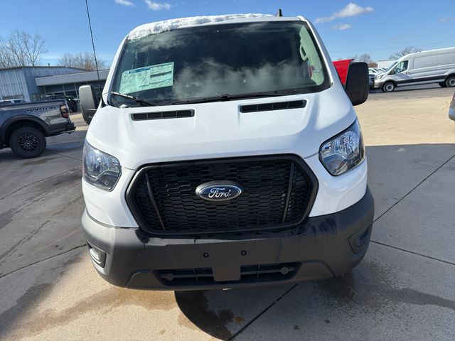 2025 Ford Transit Base