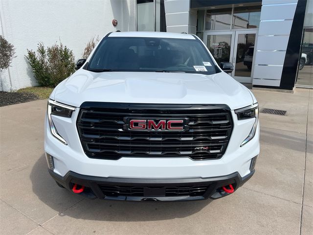 2025 GMC Acadia AWD AT4
