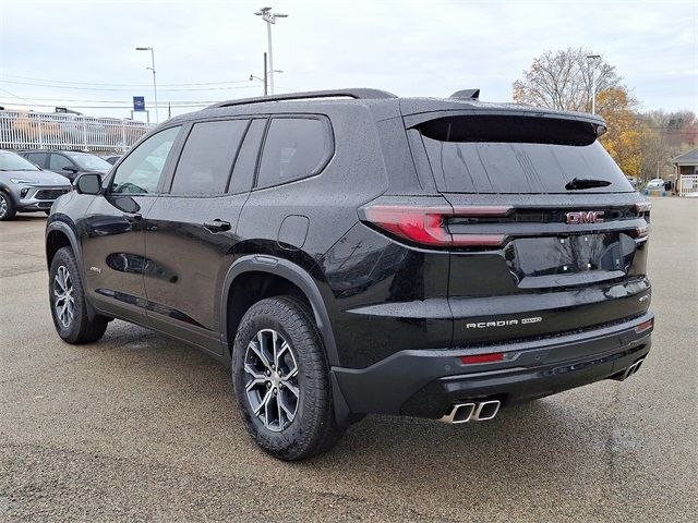 2025 GMC Acadia AWD AT4