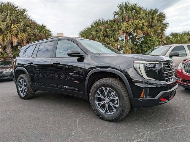 2025 GMC Acadia AWD AT4