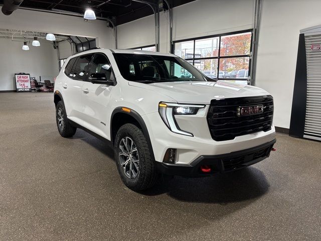 2025 GMC Acadia AWD AT4