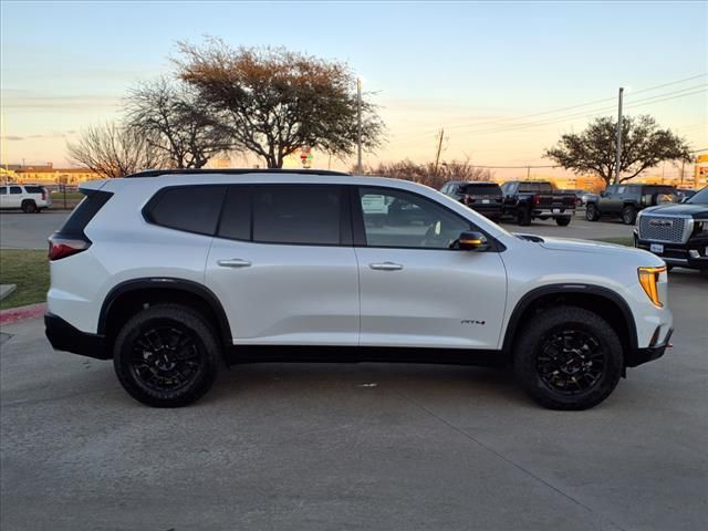 2025 GMC Acadia AWD AT4