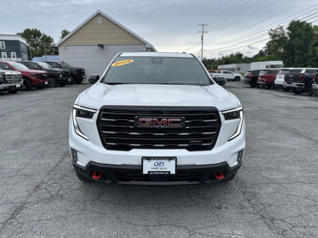 2025 GMC Acadia AWD AT4