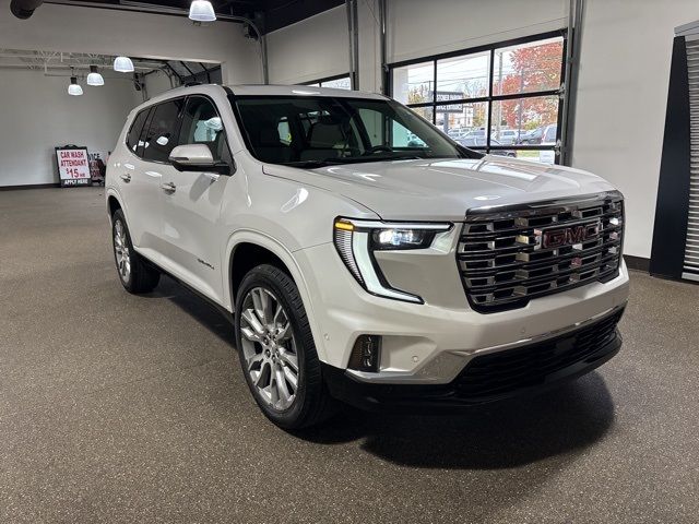 2025 GMC Acadia AWD Denali