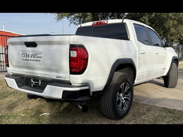 2025 GMC Canyon 4WD AT4