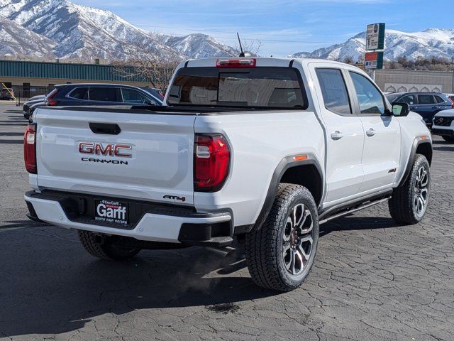 2025 GMC Canyon 4WD AT4