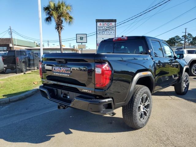 2025 GMC Canyon 4WD AT4