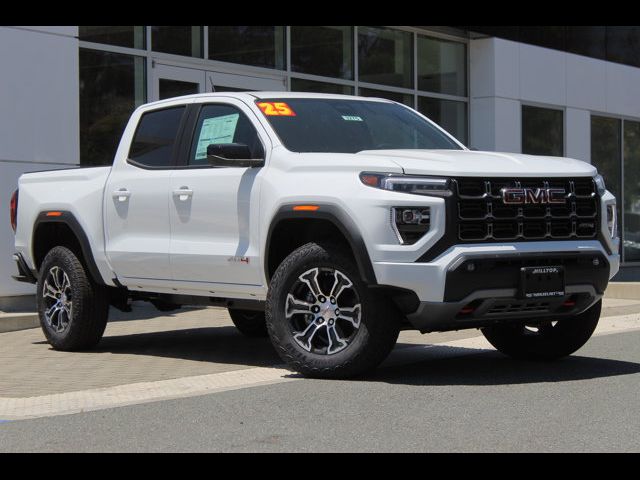 2025 GMC Canyon 4WD AT4