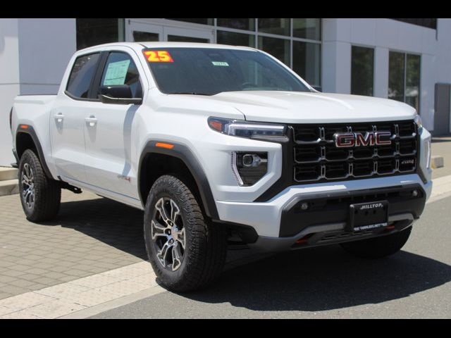 2025 GMC Canyon 4WD AT4