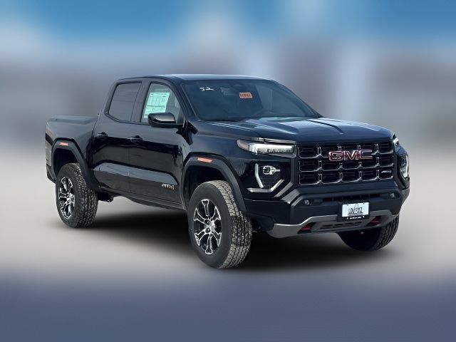 2025 GMC Canyon 4WD AT4