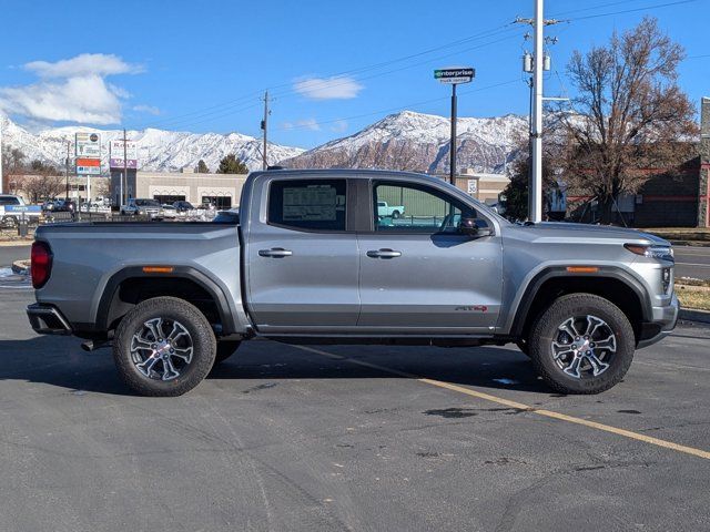 2025 GMC Canyon 4WD AT4