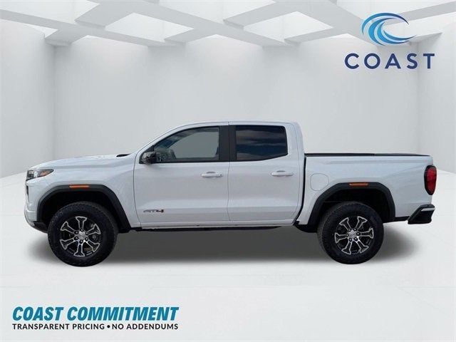 2025 GMC Canyon 4WD AT4