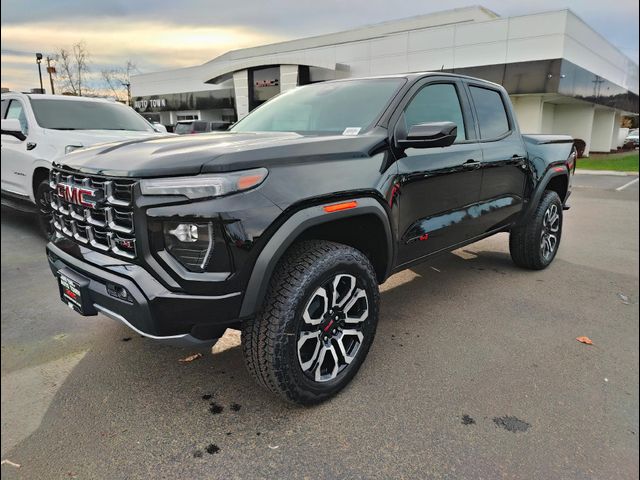 2025 GMC Canyon 4WD AT4