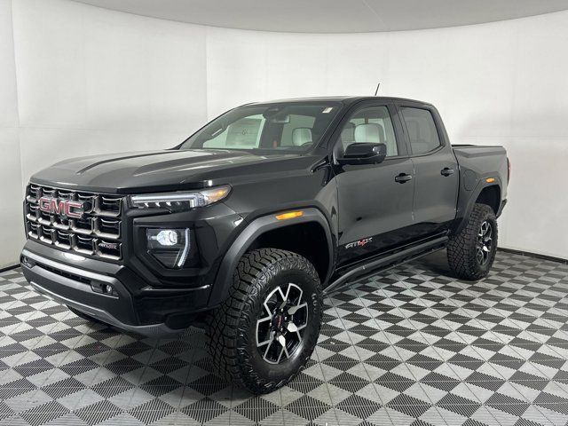 2025 GMC Canyon 4WD AT4