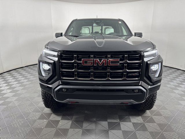 2025 GMC Canyon 4WD AT4