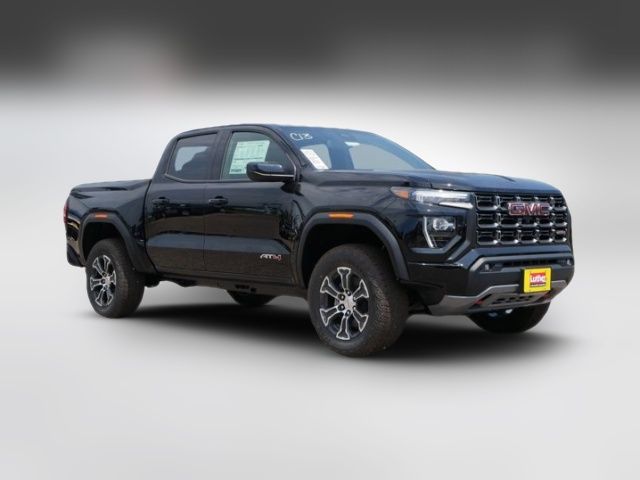 2025 GMC Canyon 4WD AT4