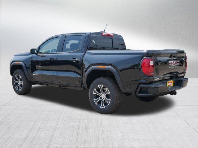 2025 GMC Canyon 4WD AT4