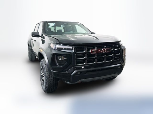 2025 GMC Canyon 4WD AT4
