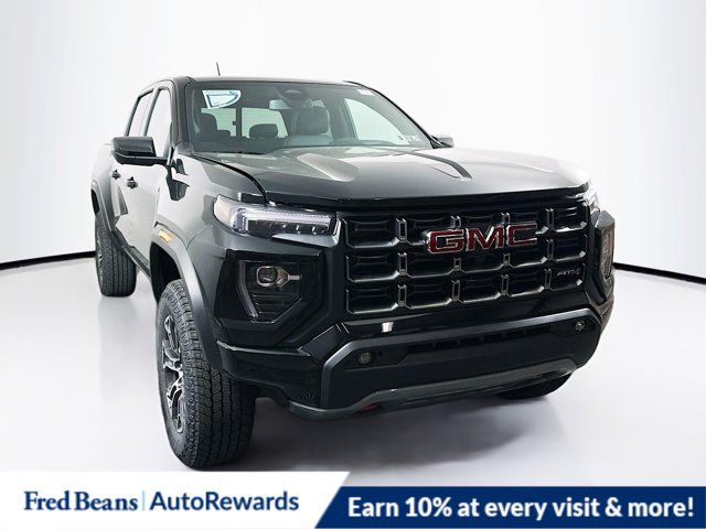 2025 GMC Canyon 4WD AT4
