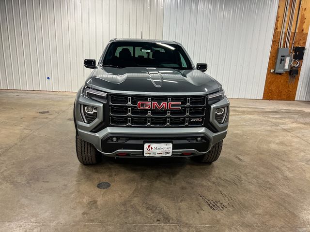 2025 GMC Canyon 4WD AT4