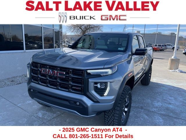 2025 GMC Canyon 4WD AT4