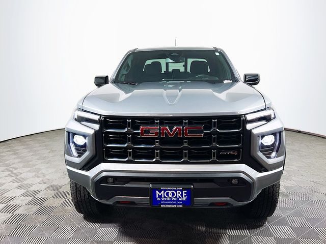 2025 GMC Canyon 4WD AT4