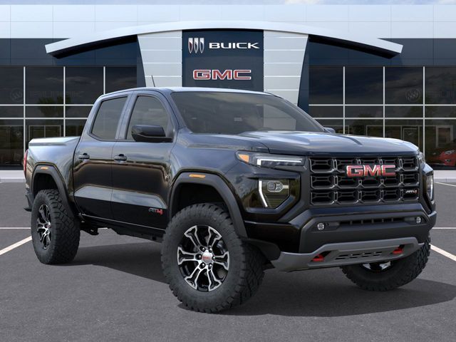 2025 GMC Canyon 4WD AT4
