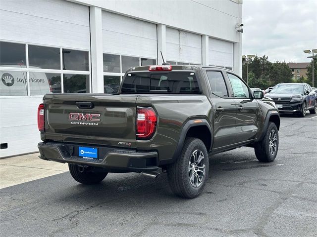 2025 GMC Canyon 4WD AT4
