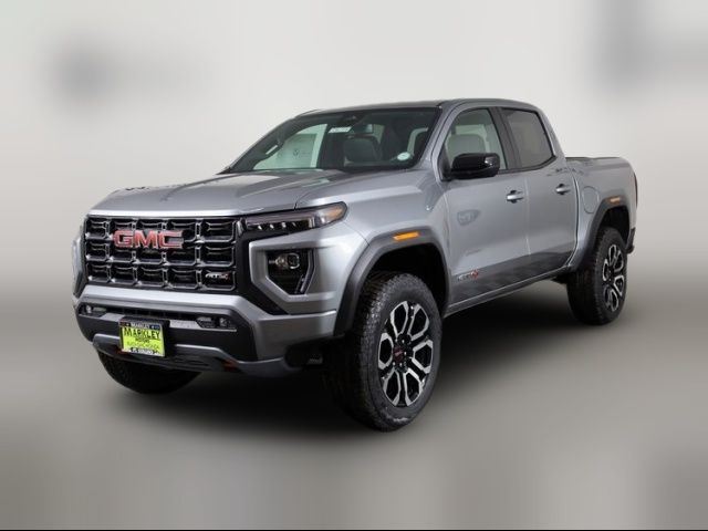 2025 GMC Canyon 4WD AT4